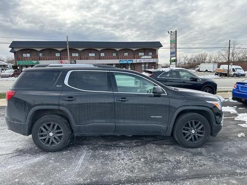 2019 GMC Acadia SLT-1
