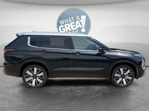 2025 Mitsubishi Outlander Platinum Edition