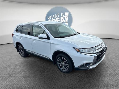 2016 Mitsubishi Outlander SE