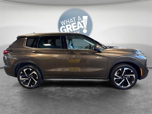 2022 Mitsubishi Outlander SEL