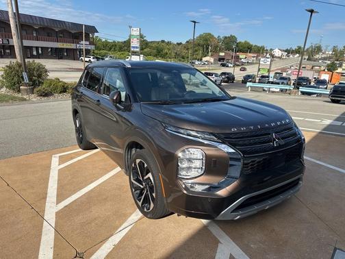 2022 Mitsubishi Outlander SEL