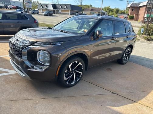 2022 Mitsubishi Outlander SEL