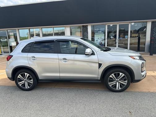 2024 Mitsubishi Outlander Sport 2.0 SE