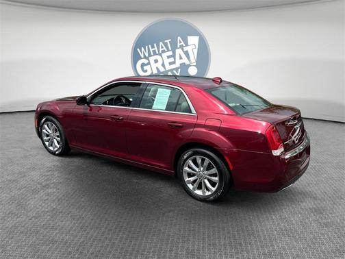 2017 Chrysler 300 Limited