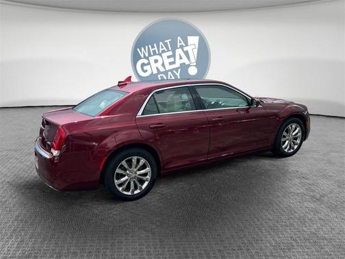 2017 Chrysler 300 Limited