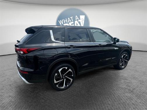 2024 Mitsubishi Outlander PHEV SE