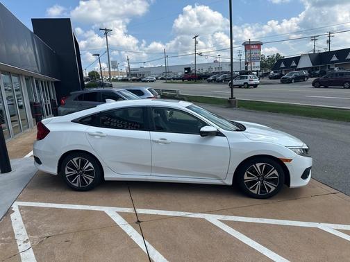 2018 Honda Civic EX-L
