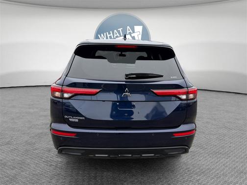 2022 Mitsubishi Outlander Black Edition