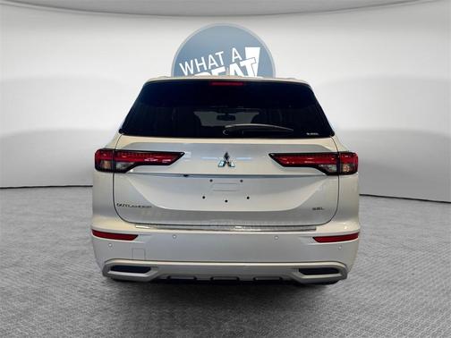 2022 Mitsubishi Outlander SEL
