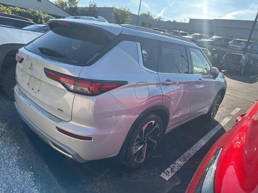 2022 Mitsubishi Outlander SEL