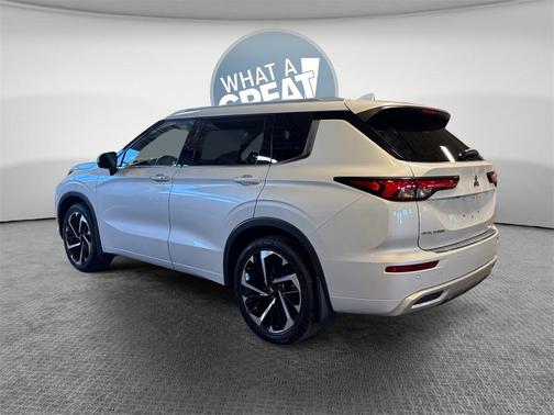 2022 Mitsubishi Outlander SEL