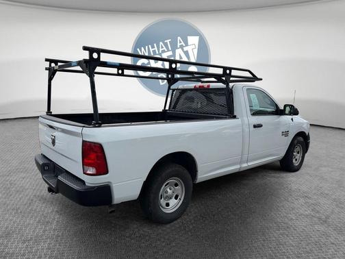 Bright White Clearcoat 2022 RAM 1500 Classic Tradesman