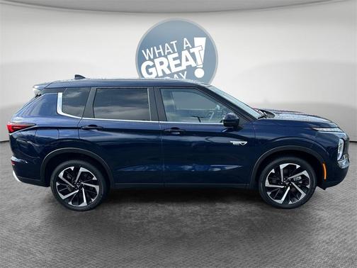 2024 Mitsubishi Outlander PHEV SE