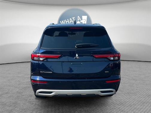 2023 Mitsubishi Outlander SEL