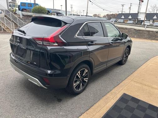 2023 Mitsubishi Eclipse Cross SE