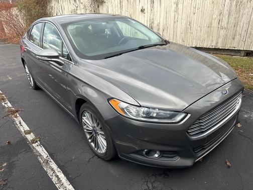 2014 Ford Fusion SE
