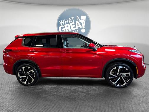 2024 Mitsubishi Outlander SEL