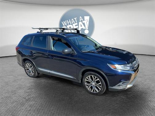 2017 Mitsubishi Outlander ES