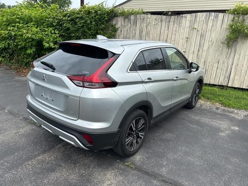 2023 Mitsubishi Eclipse Cross SE