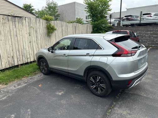 2023 Mitsubishi Eclipse Cross SE