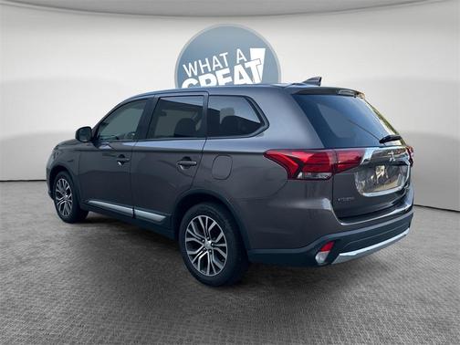 2017 Mitsubishi Outlander SE