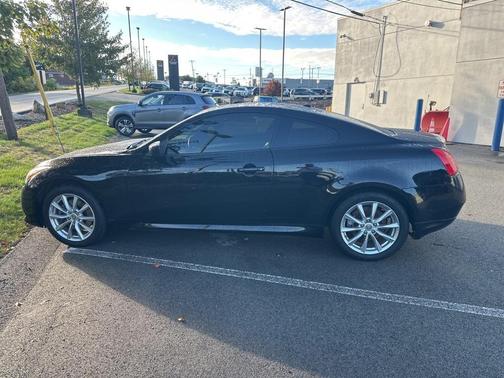 2013 INFINITI G37x Base