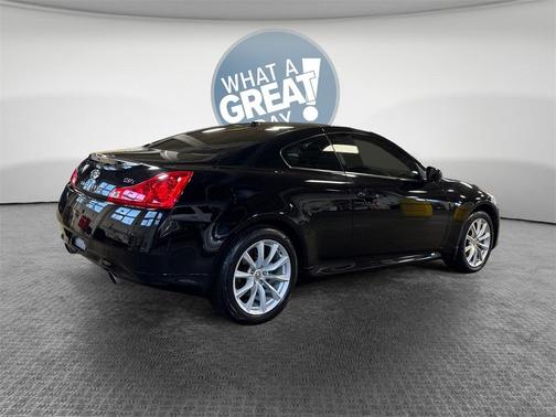 2013 INFINITI G37x Base