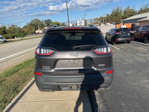 2021 Jeep Cherokee Latitude Lux