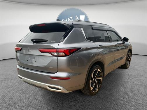 2022 Mitsubishi Outlander SEL