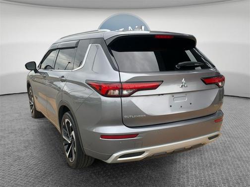 2022 Mitsubishi Outlander SEL