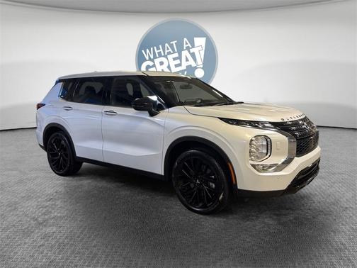 2024 Mitsubishi Outlander SE Black Edition