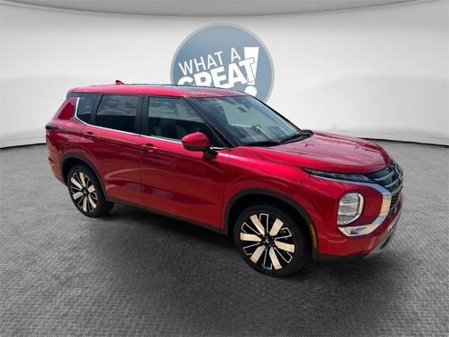 2025 Mitsubishi Outlander SE