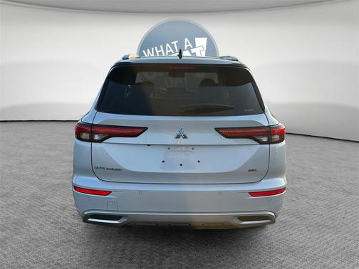 2024 Mitsubishi Outlander SEL