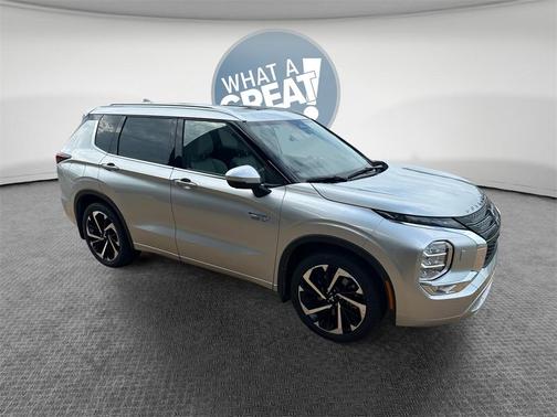 2023 Mitsubishi Outlander PHEV SEL