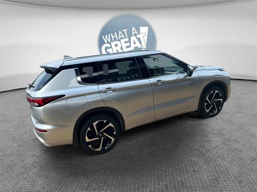 2023 Mitsubishi Outlander PHEV SEL