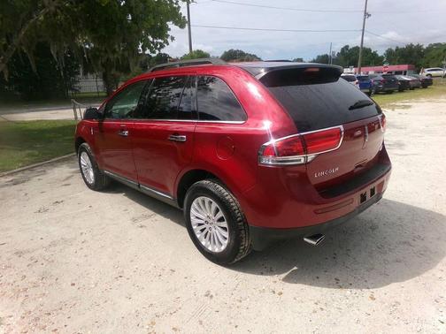 Ruby Red Metallic Tinted Clearcoat 2014 Lincoln MKX Base