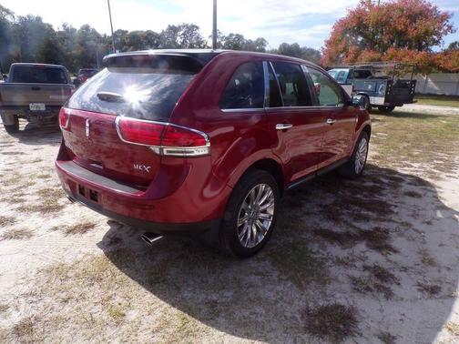 2013 Lincoln MKX Base