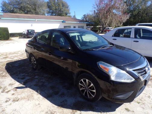2016 Nissan Versa 1.6 S+