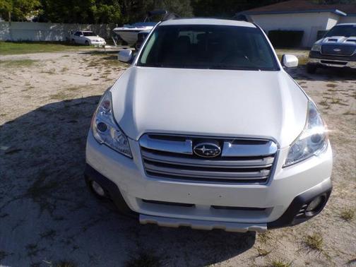 2013 Subaru Outback 2.5i Limited