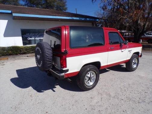 1986 Ford Bronco II XLT 2dr 4WD SUV
