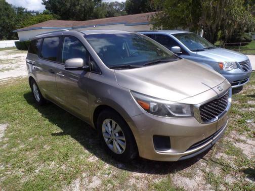 2015 Kia Sedona LX