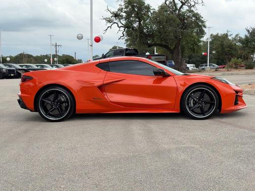 Sebring Orange Tintcoat 2026 Chevrolet Corvette E-Ray Coupe, 2LZ, RWD