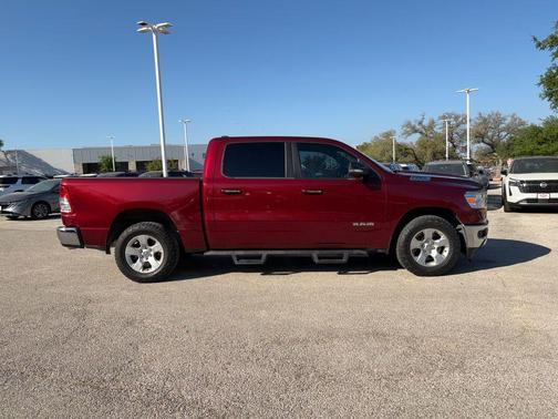 Delmonico Red Pearlcoat 2020 RAM 1500 Big Horn/Lone Star
