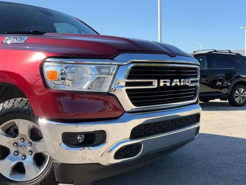 Delmonico Red Pearlcoat 2020 RAM 1500 Big Horn/Lone Star