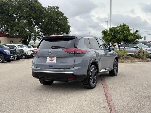 Boulder Gray Pearl 2024 Nissan Rogue Platinum