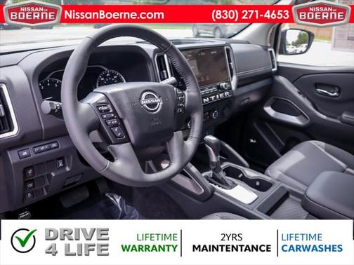2025 Nissan Frontier SV