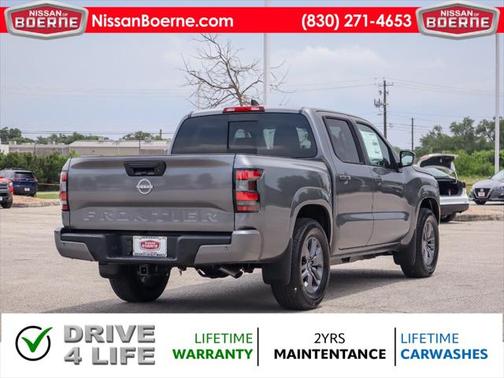 2025 Nissan Frontier SV