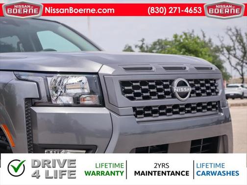2025 Nissan Frontier SV