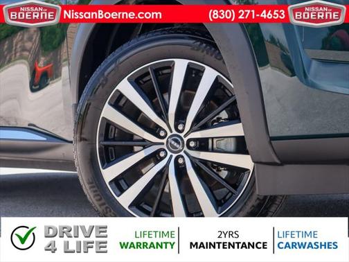 2024 Nissan Pathfinder Platinum FWD
