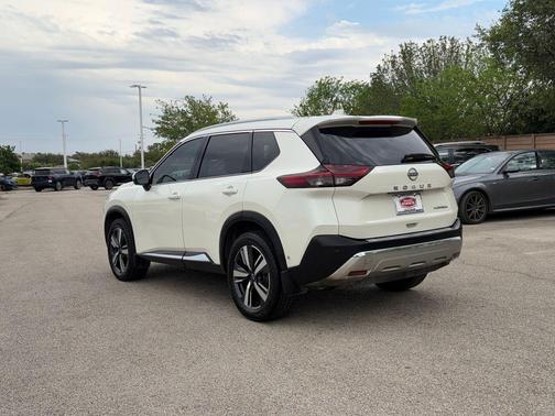 2022 Nissan Rogue Platinum